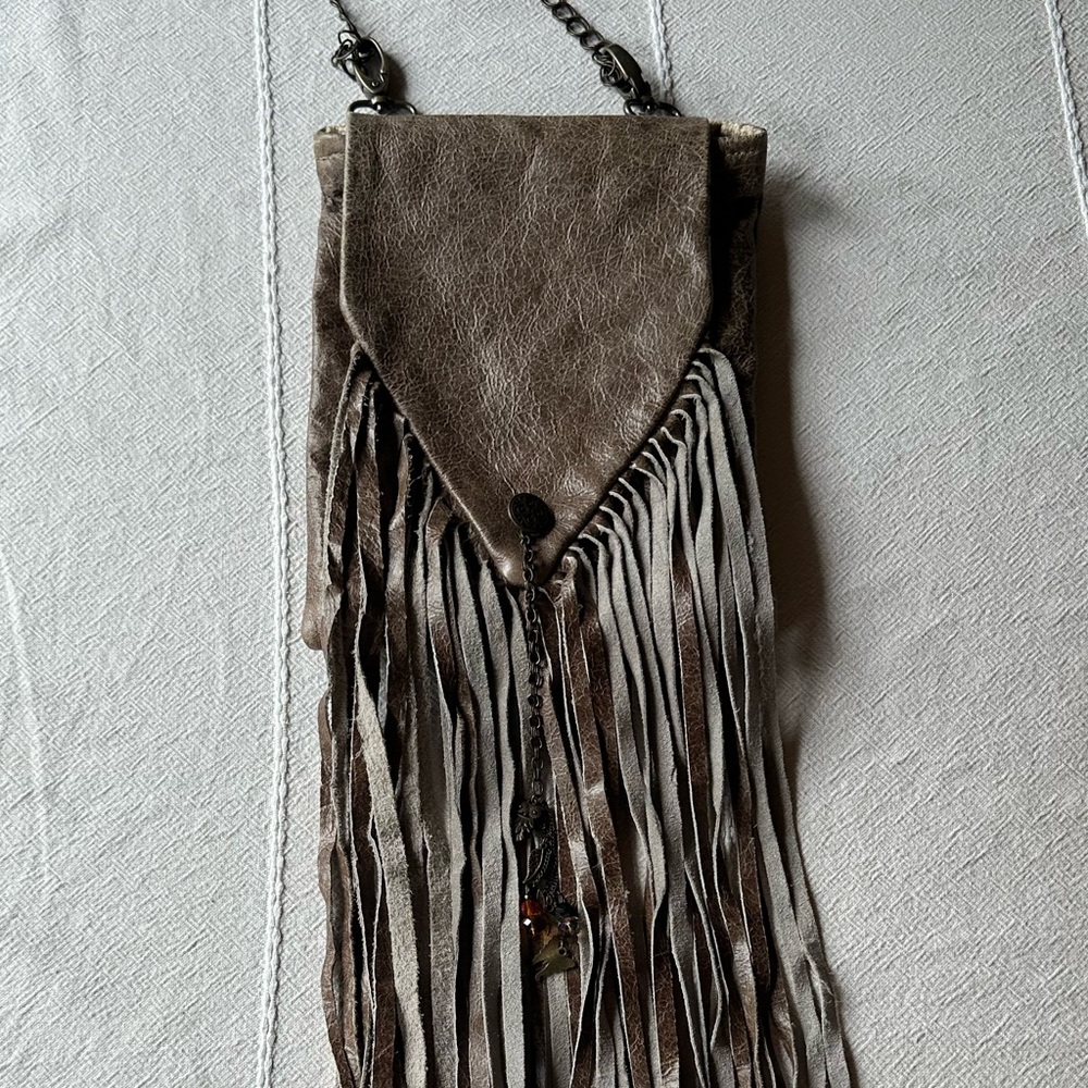 Reversible leather purse
